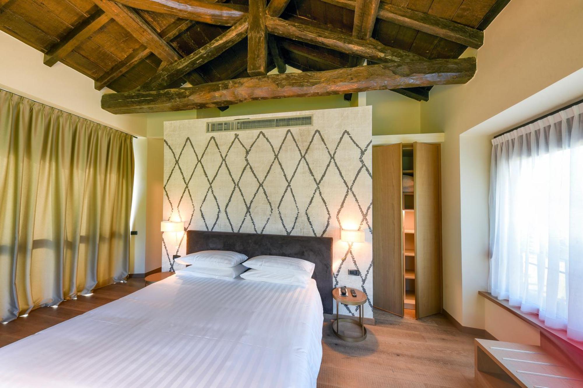 Relais & Spa Castello Di Casiglio Erba Habitación foto
